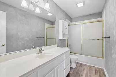 3325 Wilshire Avenue, Grapevine, TX 76051 - Photo 25