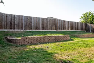 309 Spurlock Dr, Krum, TX 76249 - Photo 17