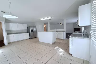 7909 Mosstree Drive, Arlington, TX 76001 - Photo 13