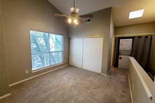 1901 N Fitzhugh Ave, Dallas, TX 75204 - Photo 15