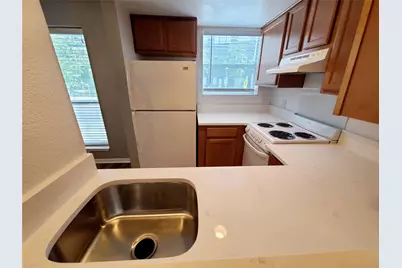 1901 N Fitzhugh Avenue #2, Dallas, TX 75204 - Photo 11