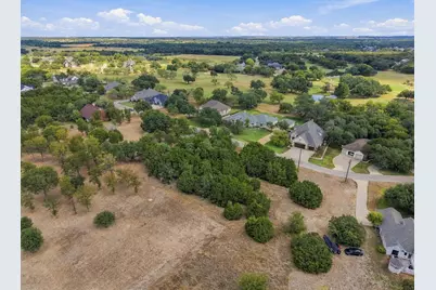 27018 Stonewood Drive, Whitney, TX 76692 - Photo 9