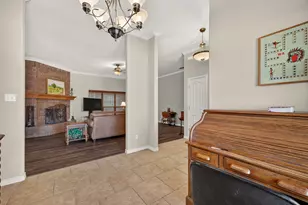 7033 Waterway Ln, Abilene, TX 79606 - Photo 9