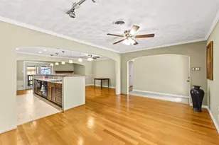 2401 Cardinal Ln, Garland, TX 75042 - Photo 5