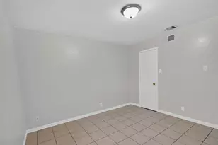 1805 McQueary St, Arlington, TX 76012 - Photo 11
