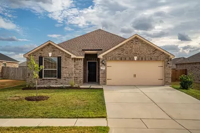 4006 Lakeview Drive, Sanger, TX 76266 - Photo 1