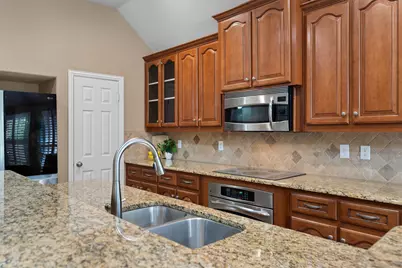 8151 Holliday Road, Lantana, TX 76226 - Photo 15