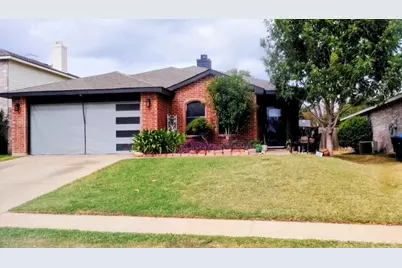 5213 Prestwick Drive, Fort Worth, TX 76135 - Photo 1