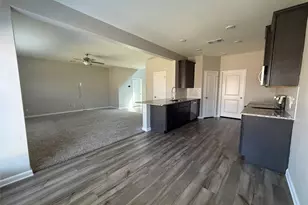 268 Honeysuckle Ln, Princeton, TX 75407 - Photo 9