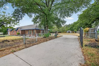 3001 Caddo Trail, Lake Worth, TX 76135 - Photo 23