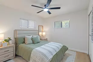 909 S Throckmorton St, Sherman, TX 75090 - Photo 13