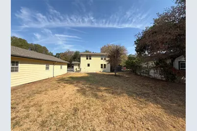 5609 Baylor Avenue, River Oaks, TX 76114 - Photo 17