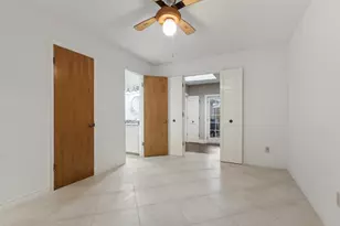 9433 Meadowknoll Dr, Dallas, TX 75243 - Photo 9
