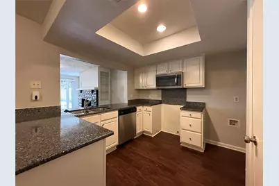 5422 Kentcroft Drive, Garland, TX 75043 - Photo 9