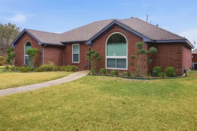 814 Rawlins Drive, Lancaster, TX 75146 - Photo 1