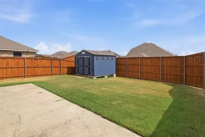 814 Rawlins Drive, Lancaster, TX 75146 - Photo 23