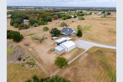 2400 Springfield Road, Springtown, TX 76082 - Photo 31