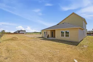 235 Brent Ln, Greenville, TX 75402 - Photo 3