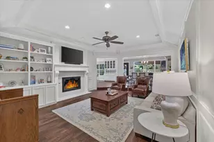 604 Lincoln Ct, Arlington, TX 76006 - Photo 7