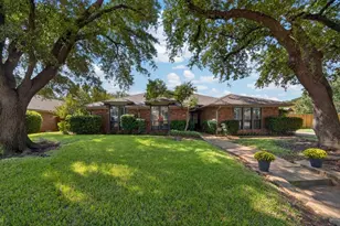 604 Lincoln Ct, Arlington, TX 76006 - Photo 3