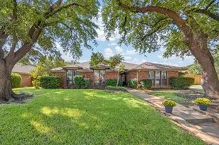 604 Lincoln Ct, Arlington, TX 76006 - Photo 5