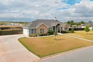 212 Runnymede Wy, Abilene, TX 79606 - Photo 3