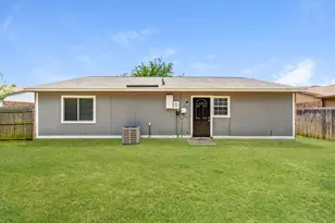 7005 Wildbriar Ct E, Fort Worth, TX 76120 - Photo 15