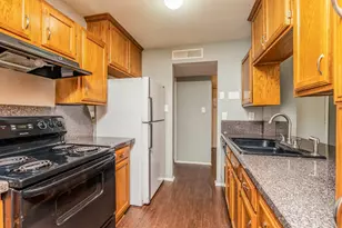 7005 Wildbriar Ct E, Fort Worth, TX 76120 - Photo 7