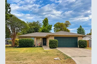 220 Etta Avenue, Waxahachie, TX 75165 - Photo 1