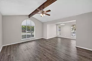 6401 Winn St, Fort Worth, TX 76133 - Photo 9