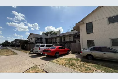 1603 N Garrett Avenue #203, Dallas, TX 75206 - Photo 3