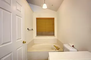 230 Brittany Dr, Euless, TX 76039 - Photo 29