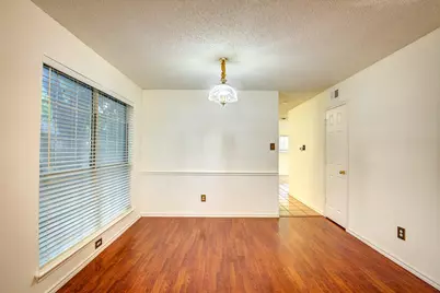 230 Brittany Drive, Euless, TX 76039 - Photo 9