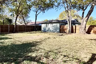 4236 Voncille St, Haltom City, TX 76117 - Photo 25