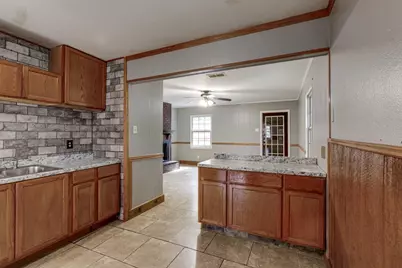 8710 Cardella Avenue, Dallas, TX 75217 - Photo 11