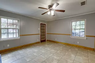 8710 Cardella Ave, Dallas, TX 75217 - Photo 17