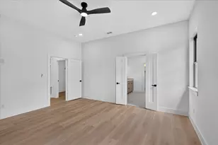 1644 W Wintergreen Rd, Lancaster, TX 75134 - Photo 27