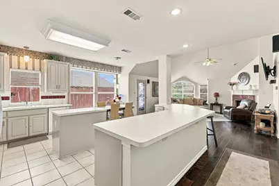 6432 Barstow Lane, The Colony, TX 75056 - Photo 13