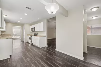 3704 Standridge Drive, Carrollton, TX 75007 - Photo 9