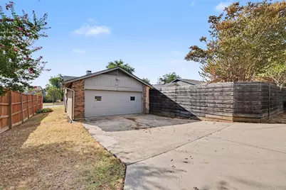 3704 Standridge Drive, Carrollton, TX 75007 - Photo 21