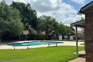 2306 Carol Good Ln, Carrollton, TX 75006 - Photo 15
