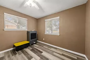 6313 May Dr, Waco, TX 76710 - Photo 15