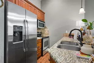 711 Austin Ave, Waco, TX 76701 - Photo 9