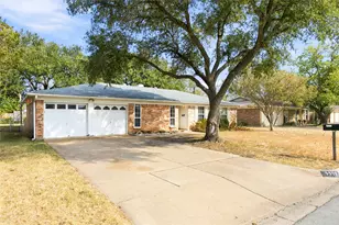1117 Cozby St E, Benbrook, TX 76126 - Photo 19