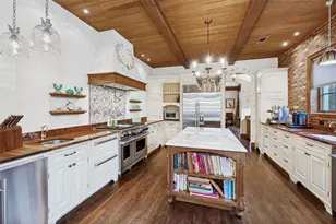 4327 Irving Ave, Dallas, TX 75219 - Photo 15