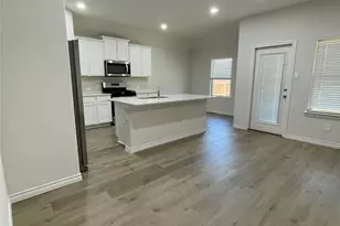 9901 Autumn Leaves Ln, Aubrey, TX 76227 - Photo 11