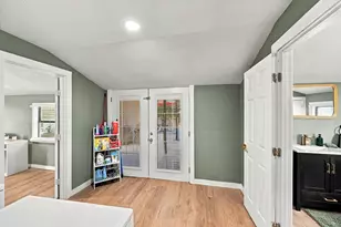 311 N Pendell Ave, Cleburne, TX 76033 - Photo 15