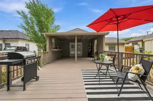 311 N Pendell Ave, Cleburne, TX 76033 - Photo 23