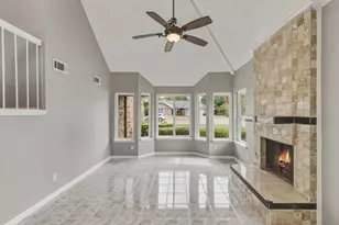 4357 Ashley Ln, Grand Prairie, TX 75052 - Photo 7