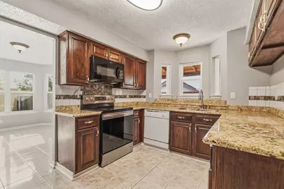 4357 Ashley Lane, Grand Prairie, TX 75052 - Photo 13
